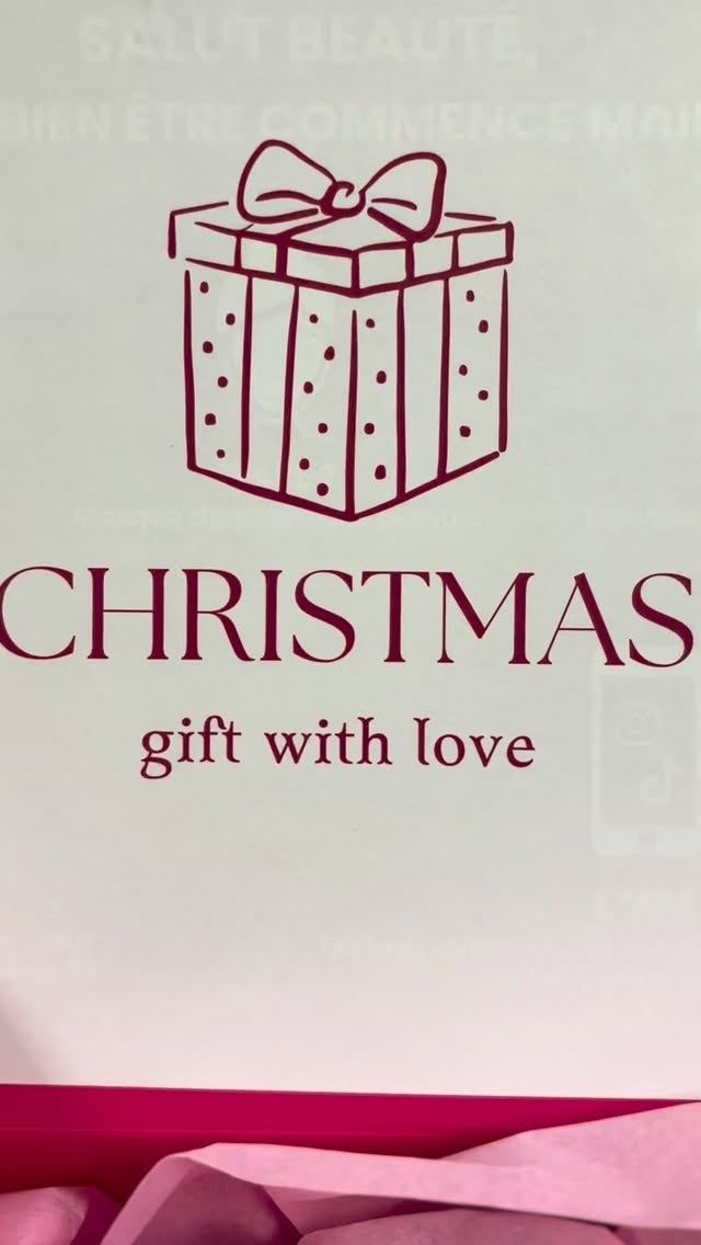 Notre coffret un Noël Cosy élaboré avec amour
Girly et tout doux pour passer les fêtes glowy et cocooning aux saveurs douces et épicés de chez nous☺️:
- 1 chocolat chaud péyi instantané pour réchauffer les cœurs
- 1 lip oil à la vanille pour hydrater les lèvres ou raviver vos plus belles teintes 
- 1 brume hydratant parfumée à la rose pour rester fraîche à tout moment 
Qui va en profitez ?
Commande sur : www.teaz-me.com 
Lien en Bio 
#christmasgifts #ideecadeau